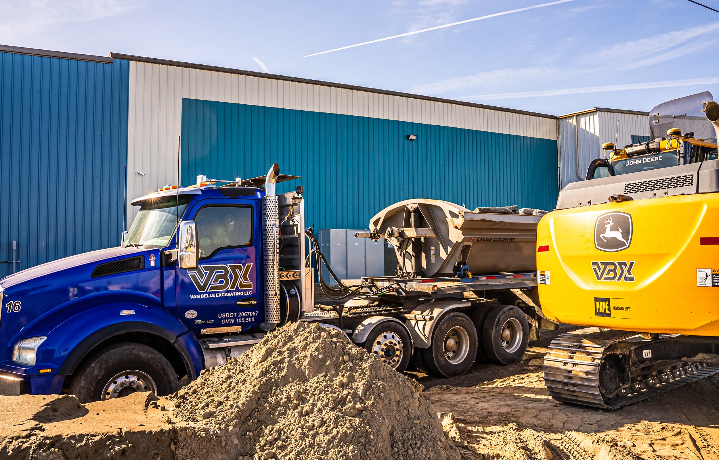 VBX-Excavating-Hero-BG_0001_VBX_Website Shoot_03.2025-04059 VBX excavating equipment